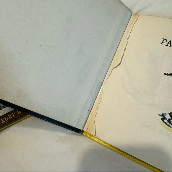 Paddy’s Christmas by Hellen A Monsell Copyright ©️ 1952 - Picture 2 of 4